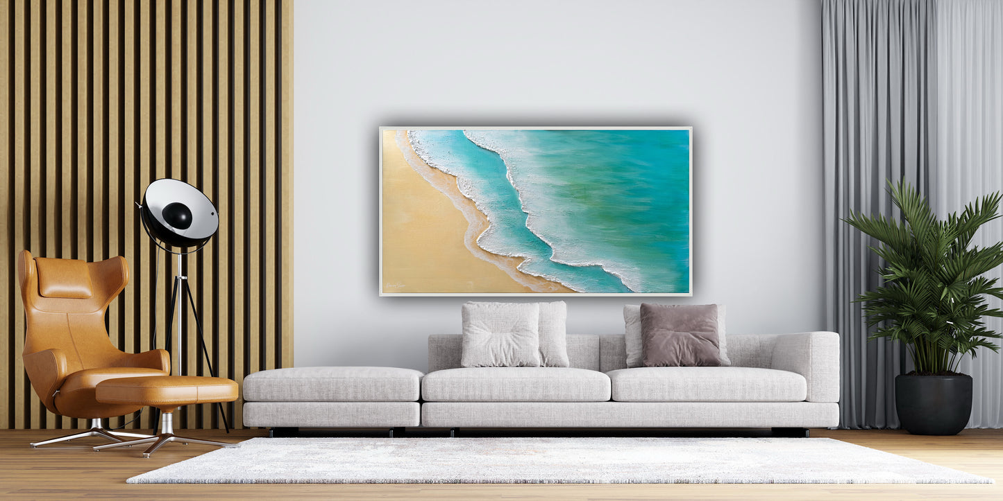 Wavy seascape with prominent texture