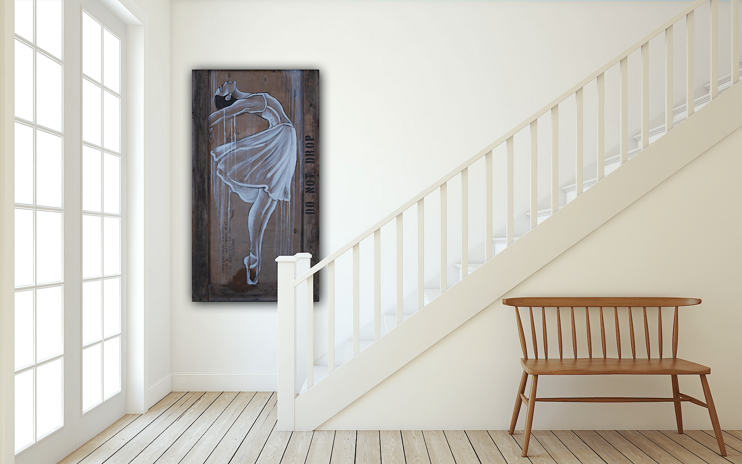 רקדנית על משטח עץ