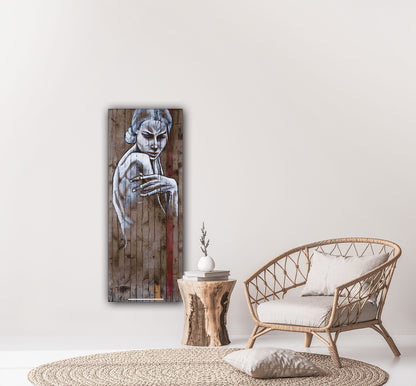 נערה עם פס אדום